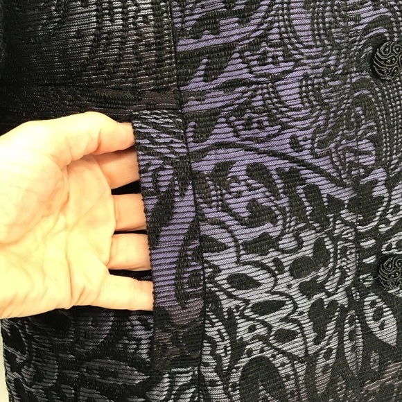 Chico’s Women’s Muse Paisley Button-Up Blazer Jacket Career Black/Purple Size 2 - Picture 7 of 11